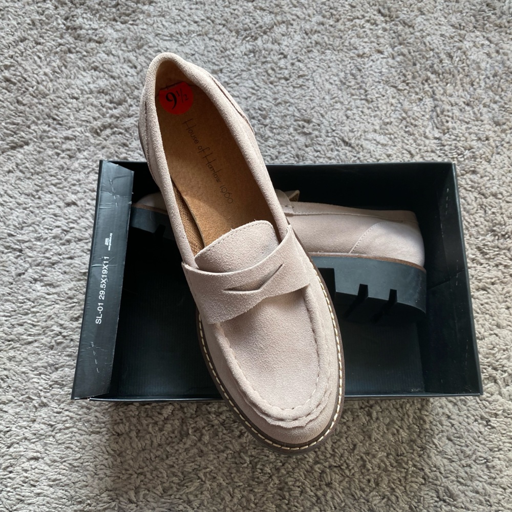 House of Harlow Taupe Loafers